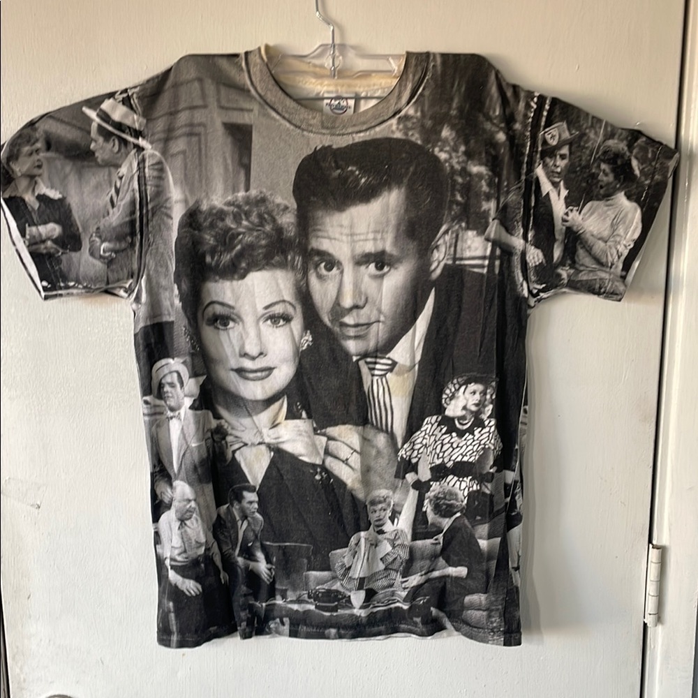 Vintage 90 I Love Lucy TV Show Graphic T-Shirt with Print